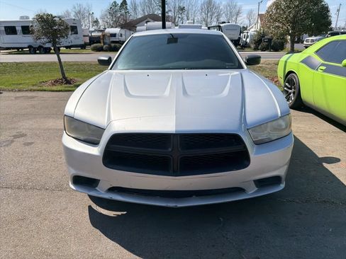 Used 2013 Dodge Charger Police RWD image 2