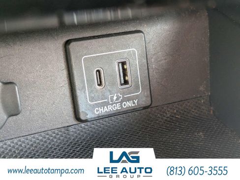 Used 2019 Nissan Pathfinder S AWD/4WD image 19