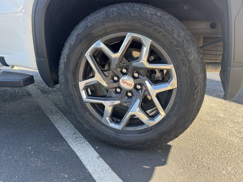 Used 2023 GMC Sierra 1500 SLT w/ SLT Premium Plus Package image 6