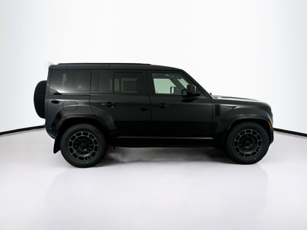New 2026 Land Rover Defender 110 OCTA AWD/4WD image 4