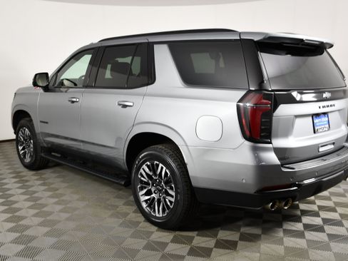 Used 2025 Chevrolet Tahoe Z71 AWD/4WD image 8