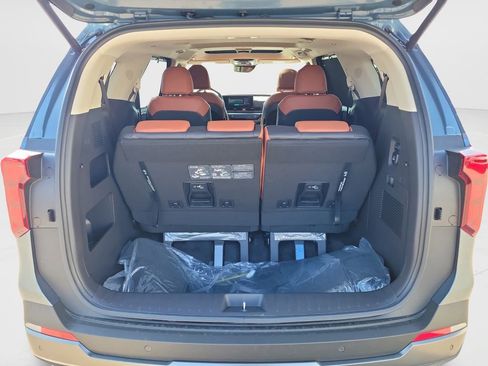 New 2026 Kia Carnival SX FWD image 12