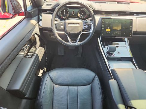 Used 2025 Land Rover Range Rover Sport SE AWD/4WD image 11