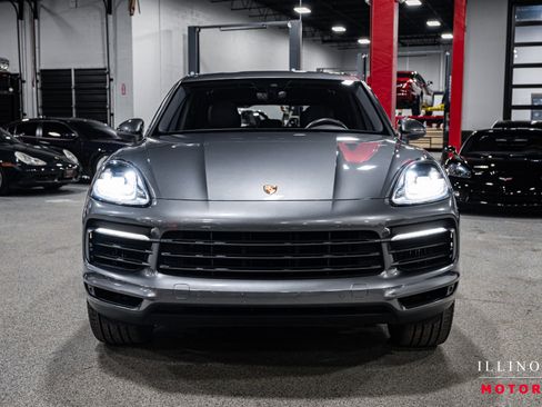 Used 2019 Porsche Cayenne S image 8