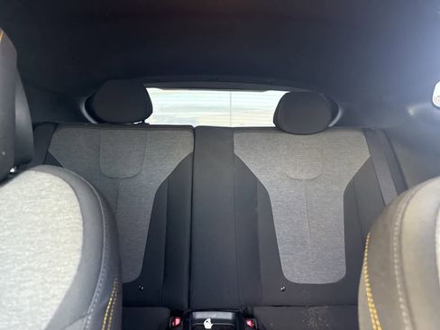 Used 2019 Hyundai Veloster Turbo R-Spec image 17