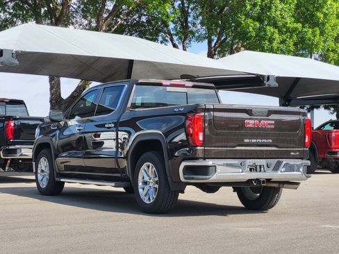 Used 2019 GMC Sierra 1500 SLT w/ SLT Premium Plus Package AWD/4WD image 5