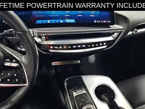 Used 2024 Cadillac Lyriq Tech AWD/4WD image 15