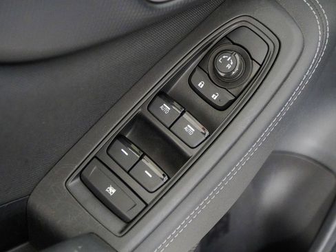 Used 2023 Subaru Forester Premium image 18