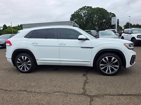 Used 2020 Volkswagen Atlas Cross Sport SEL R-Line AWD/4WD image 9
