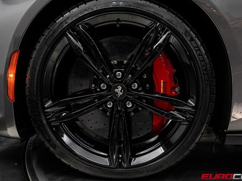 Used 2020 Ferrari GTC4Lusso V12 *PASSENGER DISPLAY * CARBO image 22