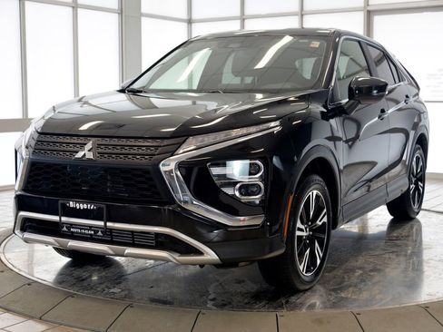 Used 2023 Mitsubishi Eclipse Cross SE image 4