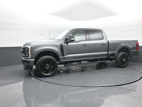 New 2026 Ford F350 Lariat w/ Black Appearance Package image 4