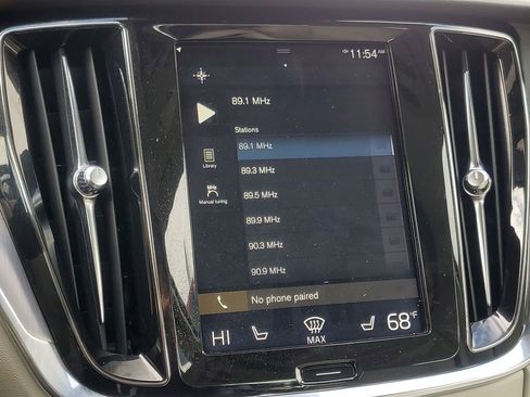 Used 2020 Volvo S60 T6 Momentum image 23