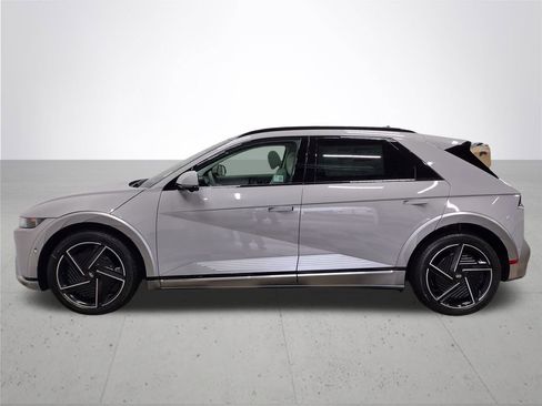 New 2026 Hyundai Ioniq 5 Limited image 11