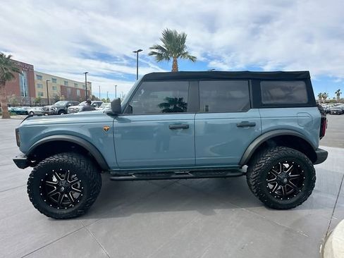 Certified 2022 Ford Bronco Badlands image 4