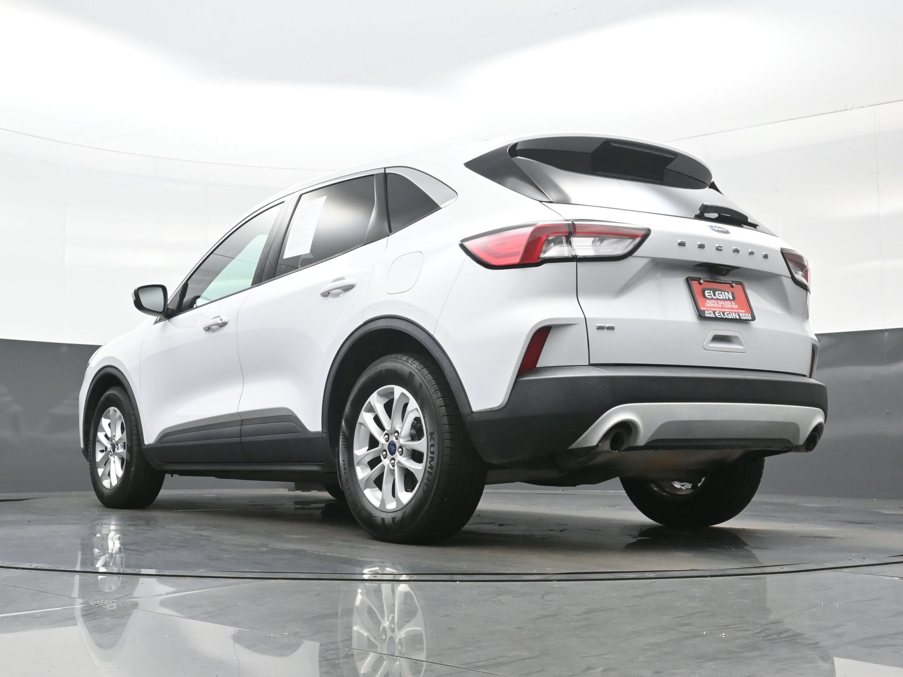 Used 2021 Ford Escape SE w/ Convenience Package FWD image 27