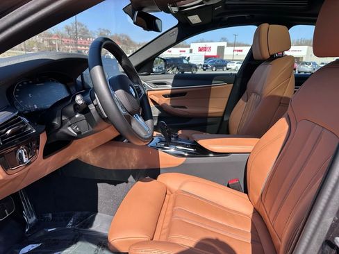 Certified 2023 BMW M550i xDrive w/ Executive Package image 13