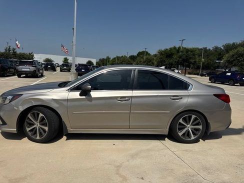 Used 2018 Subaru Legacy 2.5i Limited AWD/4WD image 5