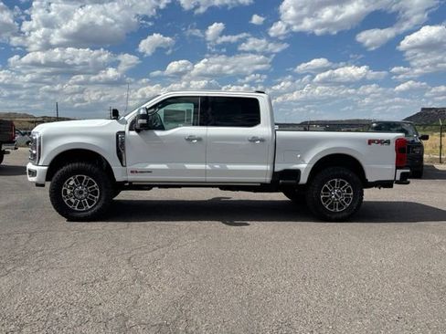 New 2026 Ford F250 Platinum w/ Platinum Plus Package AWD/4WD image 2