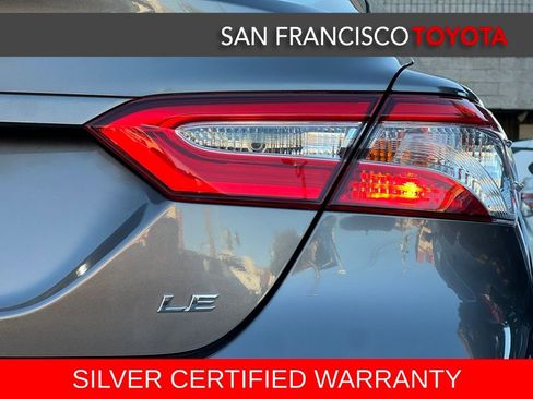 Certified 2018 Toyota Camry LE image 10