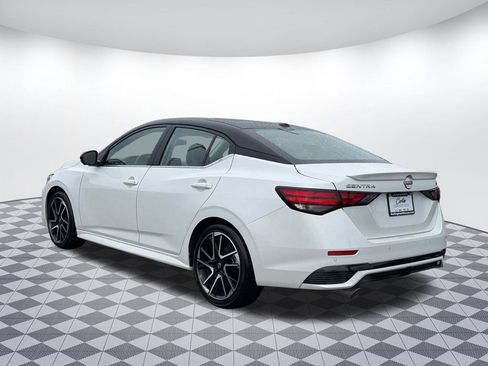 Used 2024 Nissan Sentra SR w/ SR Premium Package image 5