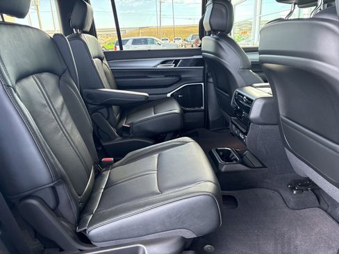 New 2026 Jeep Grand Wagoneer Limited image 33