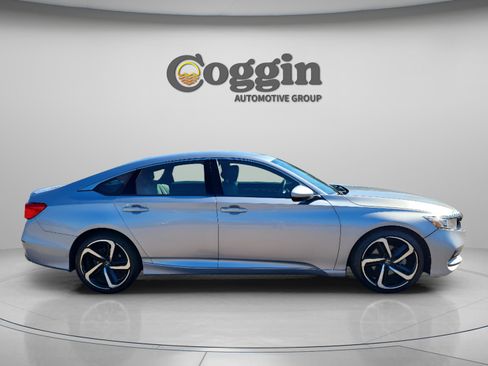 Certified 2019 Honda Accord Sport image 9