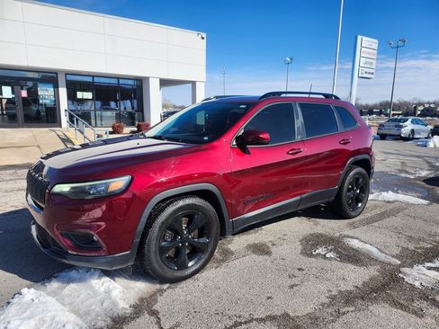 Used 2020 Jeep Cherokee Latitude Plus image 1