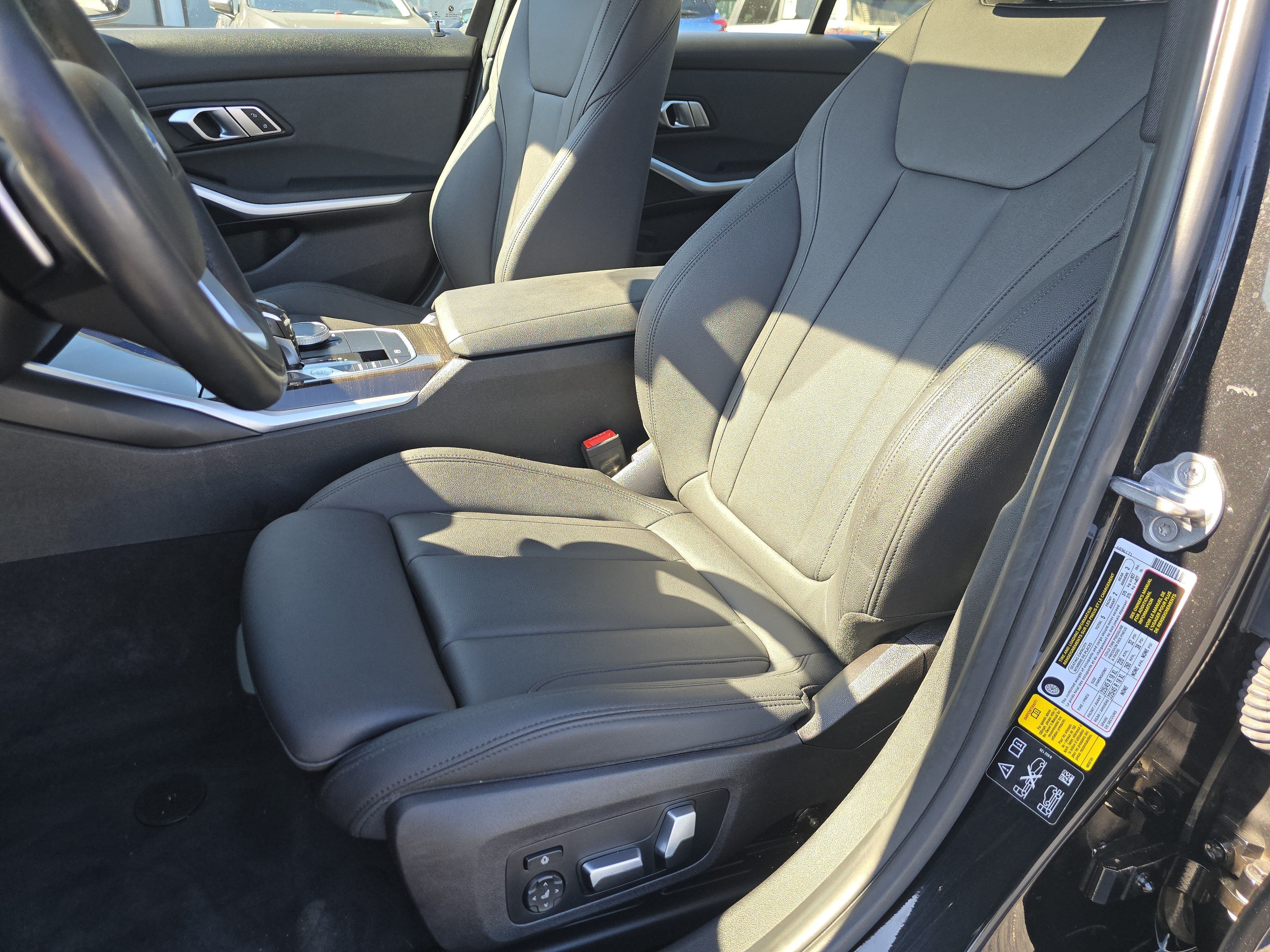 Used 2019 BMW 330i xDrive Sedan w/ Convenience Package AWD/4WD image 22