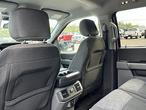 Used 2021 Ford F150 XLT AWD/4WD image 17