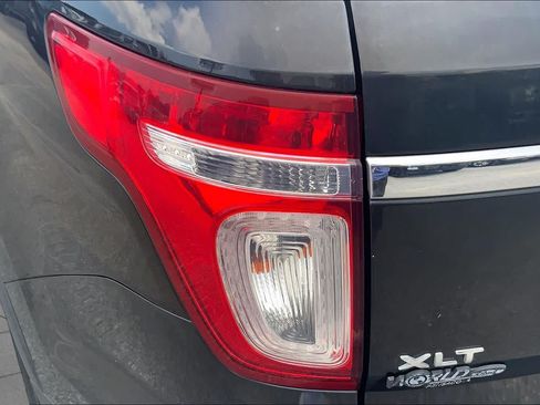 Used 2014 Ford Explorer XLT AWD/4WD image 28