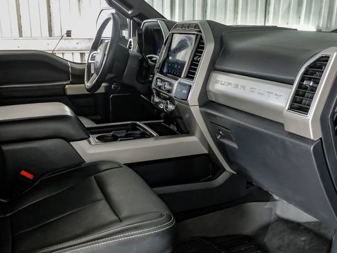 Used 2022 Ford F350 Lariat w/ Lariat Ultimate Package AWD/4WD image 12