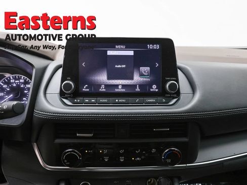 Used 2023 Nissan Rogue S AWD/4WD image 11