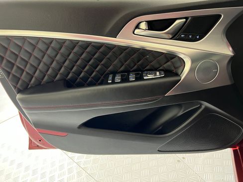 Used 2020 Genesis G70 3.3T w/ Sport Package image 12