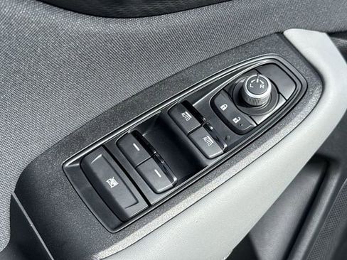 Certified 2025 Subaru Outback Premium image 17