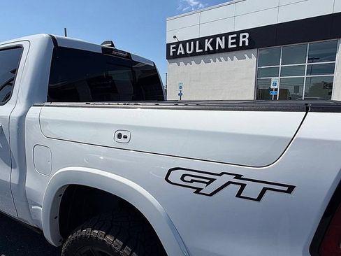 Used 2022 RAM 1500 Laramie AWD/4WD image 30