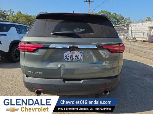 Used 2022 Chevrolet Traverse LT w/ LPO, Floor Liner Package FWD image 4