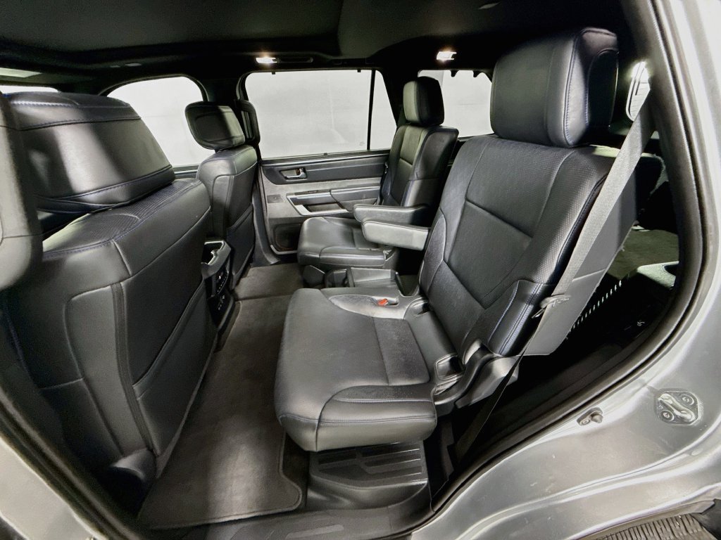 Used 2023 Toyota Sequoia Platinum AWD/4WD image 26