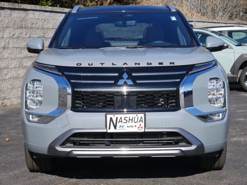 New 2025 Mitsubishi Outlander SEL FWD image 2