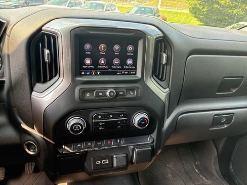 Used 2023 Chevrolet Silverado 1500 Custom AWD/4WD image 17