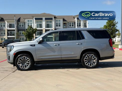 Used 2024 GMC Yukon Denali Ultimate AWD/4WD image 4