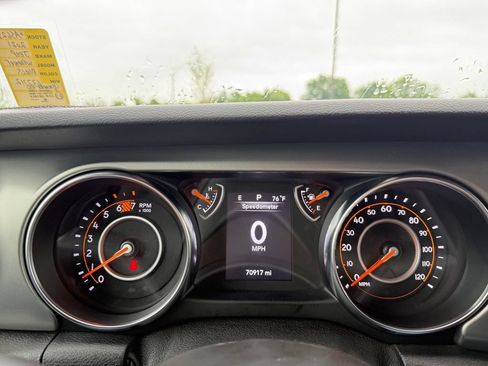 Used 2021 Jeep Wrangler Unlimited Sport AWD/4WD image 16