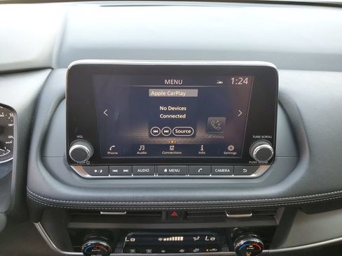 Certified 2025 Nissan Rogue SV AWD/4WD image 29