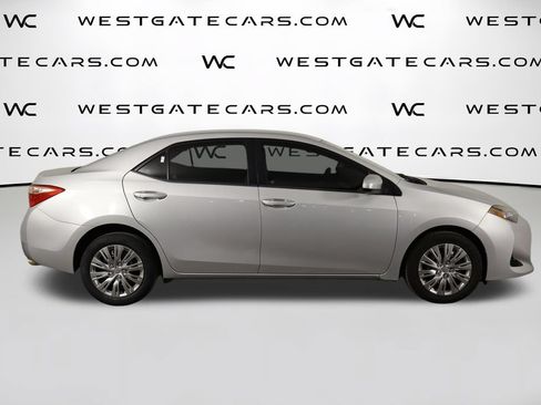 Used 2017 Toyota Corolla LE FWD image 44