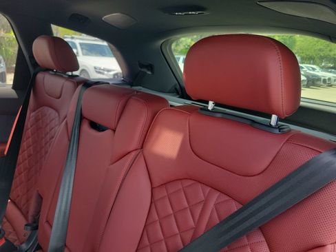 New 2026 Audi SQ7 Prestige AWD/4WD image 26
