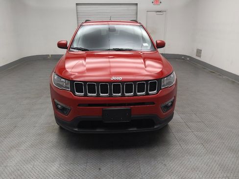 Used 2018 Jeep Compass Latitude w/ Popular Equipment Group AWD/4WD image 14