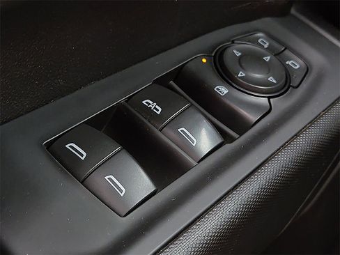 Used 2024 GMC Sierra 1500 Pro w/ Pro Value Package image 16