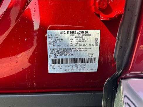 New 2025 Lincoln Aviator AWD w/ Equipment Group 101A image 13