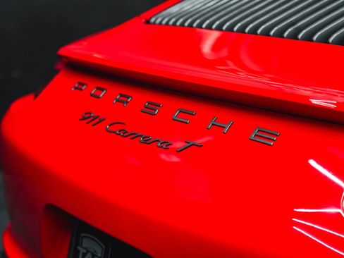 Used 2018 Porsche 911 Carrera T RWD image 23