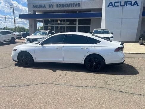 Used 2025 Honda Accord Sport image 5